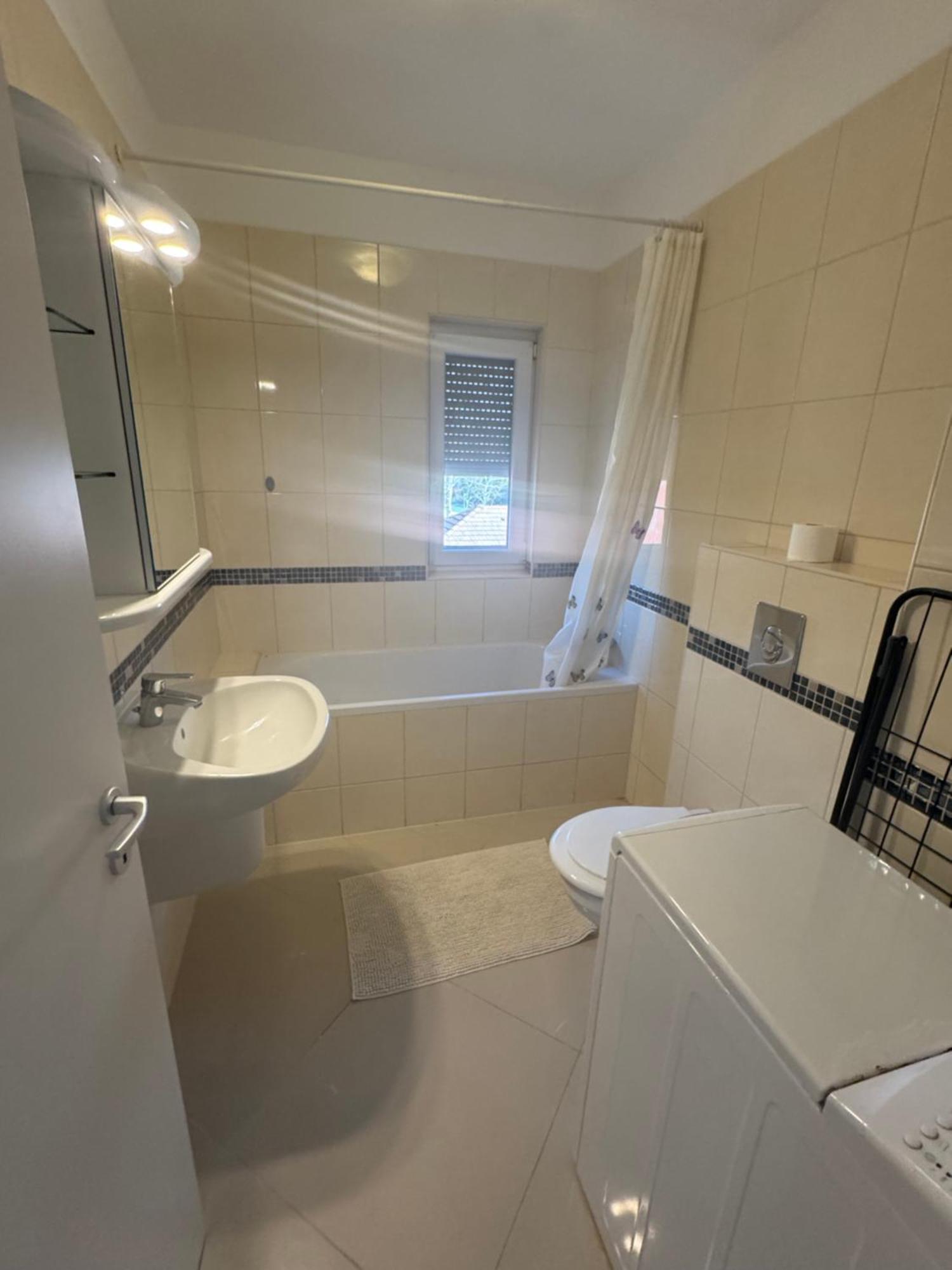 Mirabella Apartman Siófok Exteriör bild